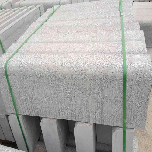 仿大理石路沿石及彩砖专业生产基地介绍